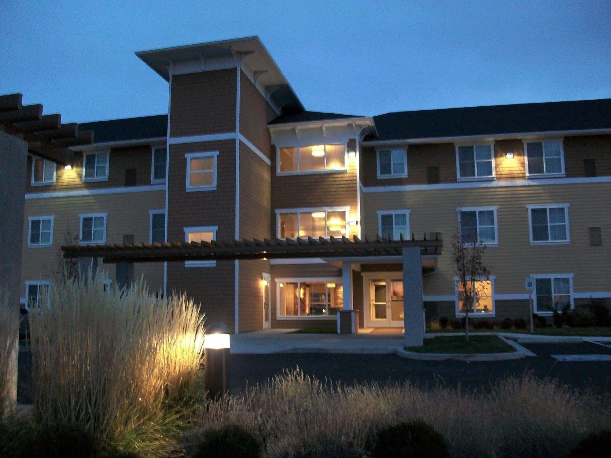 Ledgestone Hotel Якима Экстерьер фото
